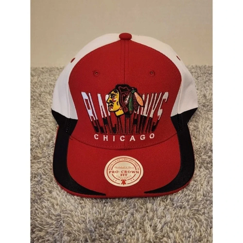 Mitchell & Ness Chicago Blackhawks NHL Retrodome Adjustable Snapback Hat Cap NEW